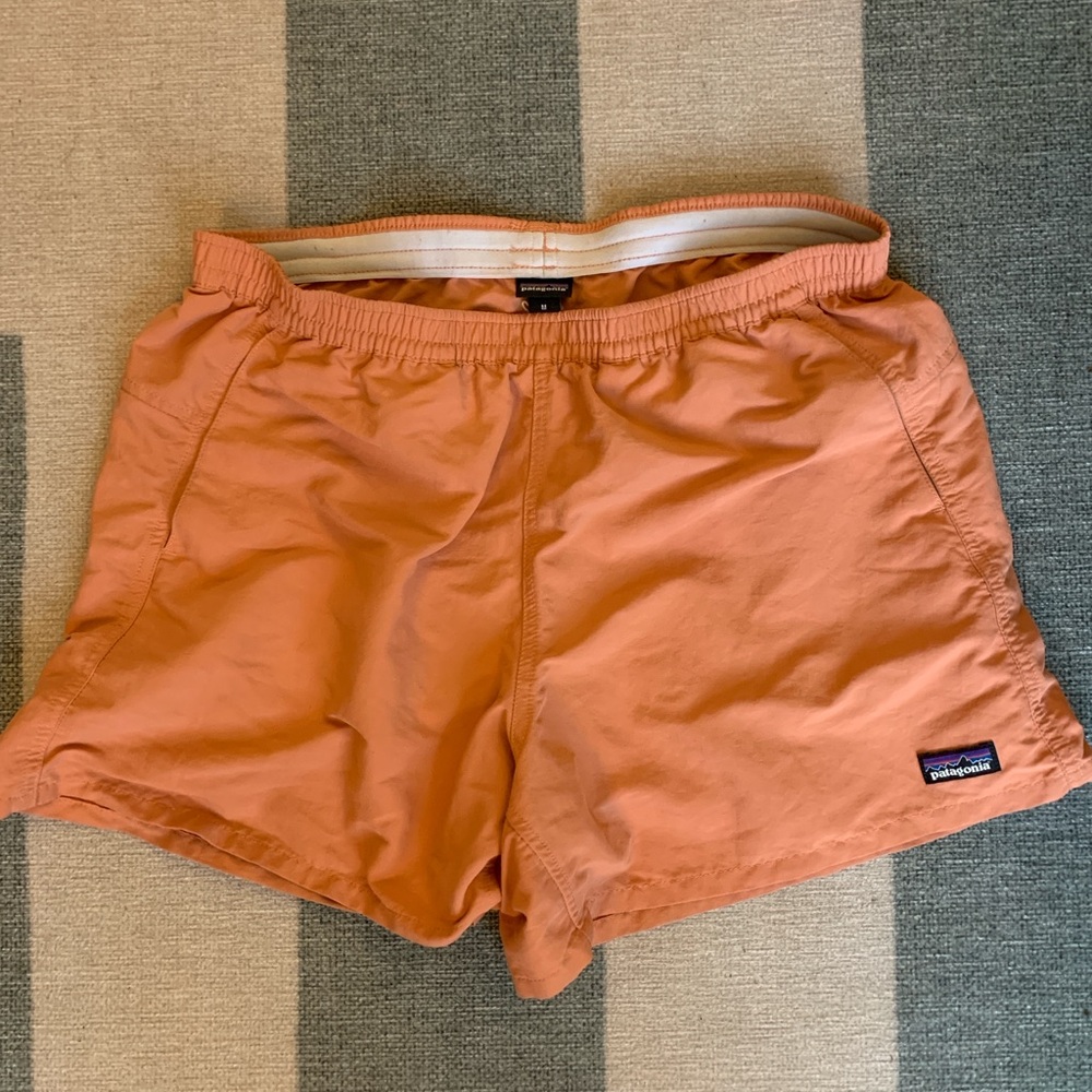 Patagonia Baggies, coral size M women’s